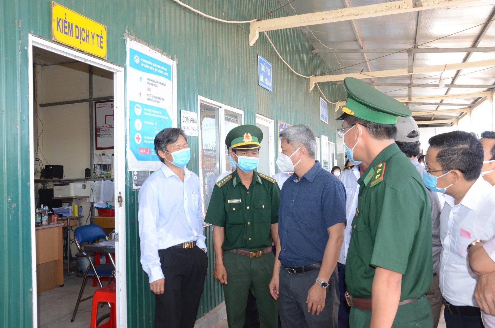 An Giang xử phạt 1.002 trường hợp không đeo khẩu trang để phòng, chống dịch bệnh COVID-19