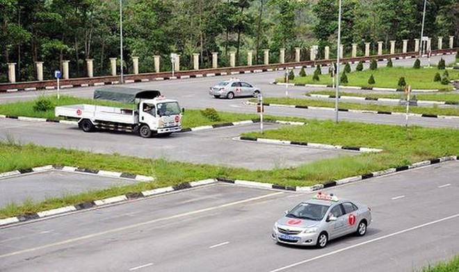 Thêm 100 tình huống mô phỏng giao thông trong bài sát hạch bằng lái xe