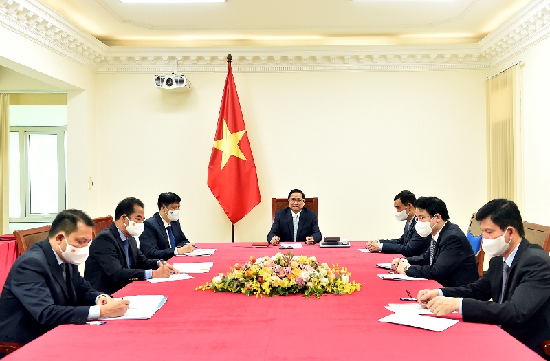 Thủ tướng Phạm Minh Chính điện đàm với Thủ tướng Cộng hòa Pháp Jean Castex