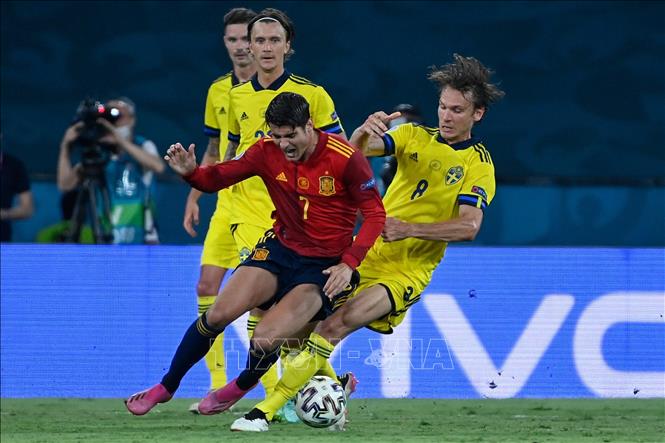EURO 2020: Phung phí cơ hội, Tây Ban Nha chia điểm với Thụy Điển