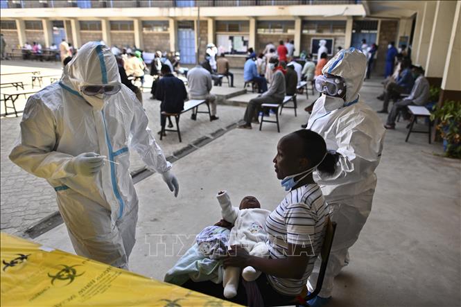G7 ưu tiên phân phối vaccine phòng COVID-19 cho châu Phi