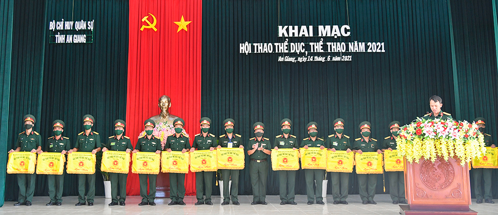 Bộ Chỉ huy Quân sự tỉnh An Giang tổ chức Hội thao Thể dục- thể thao năm 2021