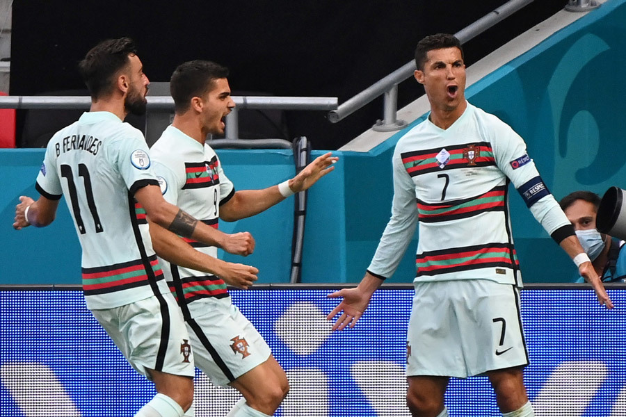 Ronaldo phá kỷ lục EURO: Thách thức mọi giới hạn