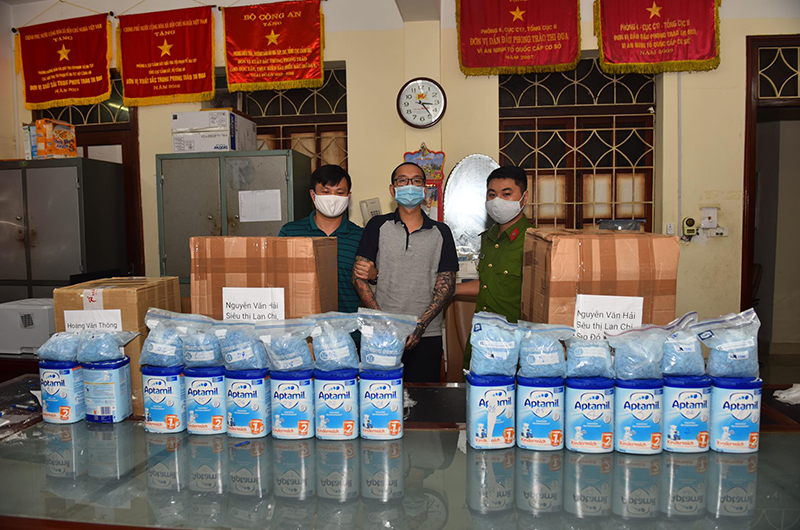 Phá vụ vận chuyển ma túy quy mô lớn qua đường hàng không