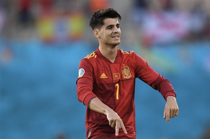Lewandowski khai hỏa, Ba Lan cầm chân Tây Ban Nha