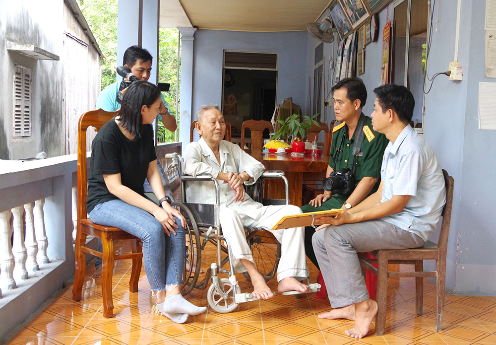 Khi người làm báo viết về người lính