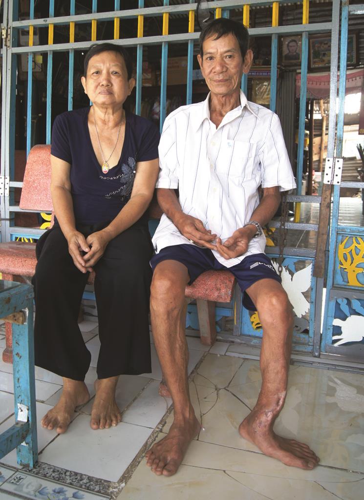 2 gia đình khó khăn cần giúp đỡ