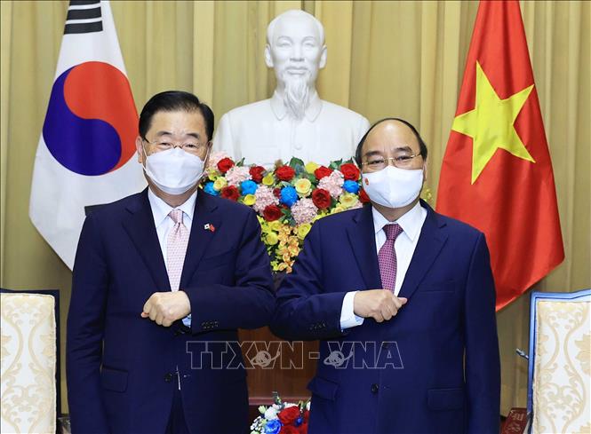 Việt Nam mong muốn Hàn Quốc chia sẻ kinh nghiệm điều trị COVID-19, chế tạo vaccine