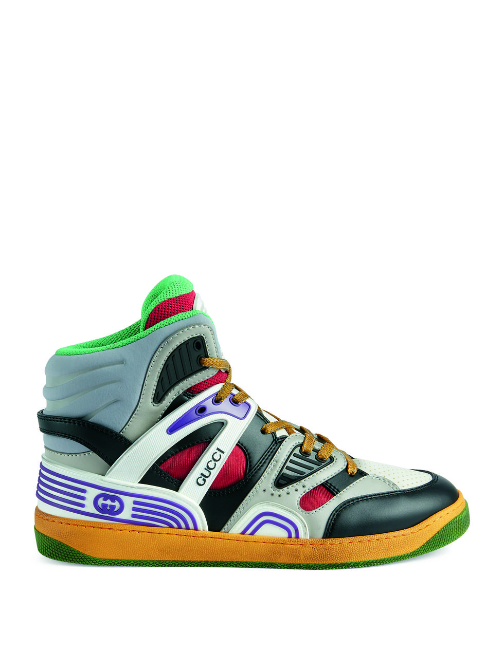 Gucci tạo cơn sốt giày sneaker cạnh tranh ngôi vương của Air jordan