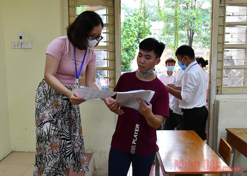 Điều động hơn 7.700 cán bộ các trường đại học, cao đẳng làm công tác kiểm tra coi thi