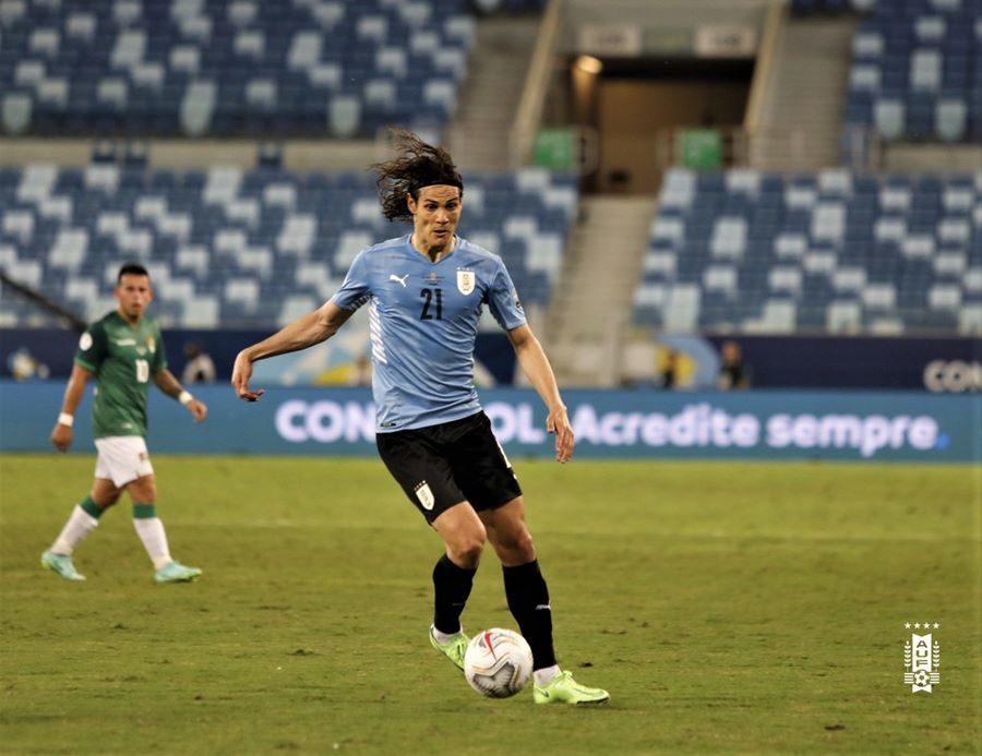 Cavani lập công, Uruguay thắng trận đầu tiên ở Copa America