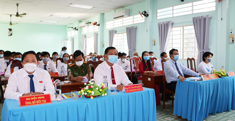 Thị trấn An Châu kiện toàn các chức danh chủ chốt HĐND và UBND