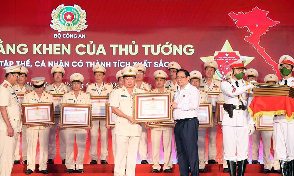 Công an An Giang vinh dự nhận bằng khen của Thủ tướng Chính phủ
