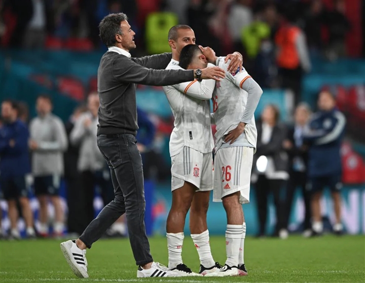 Nghẹt thở hạ Tây Ban Nha, Italy vào chung kết EURO 2020