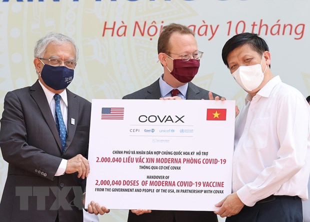 Thủ tướng: Nhiều người muốn ưu tiên vaccine cho nơi dịch bệnh phức tạp