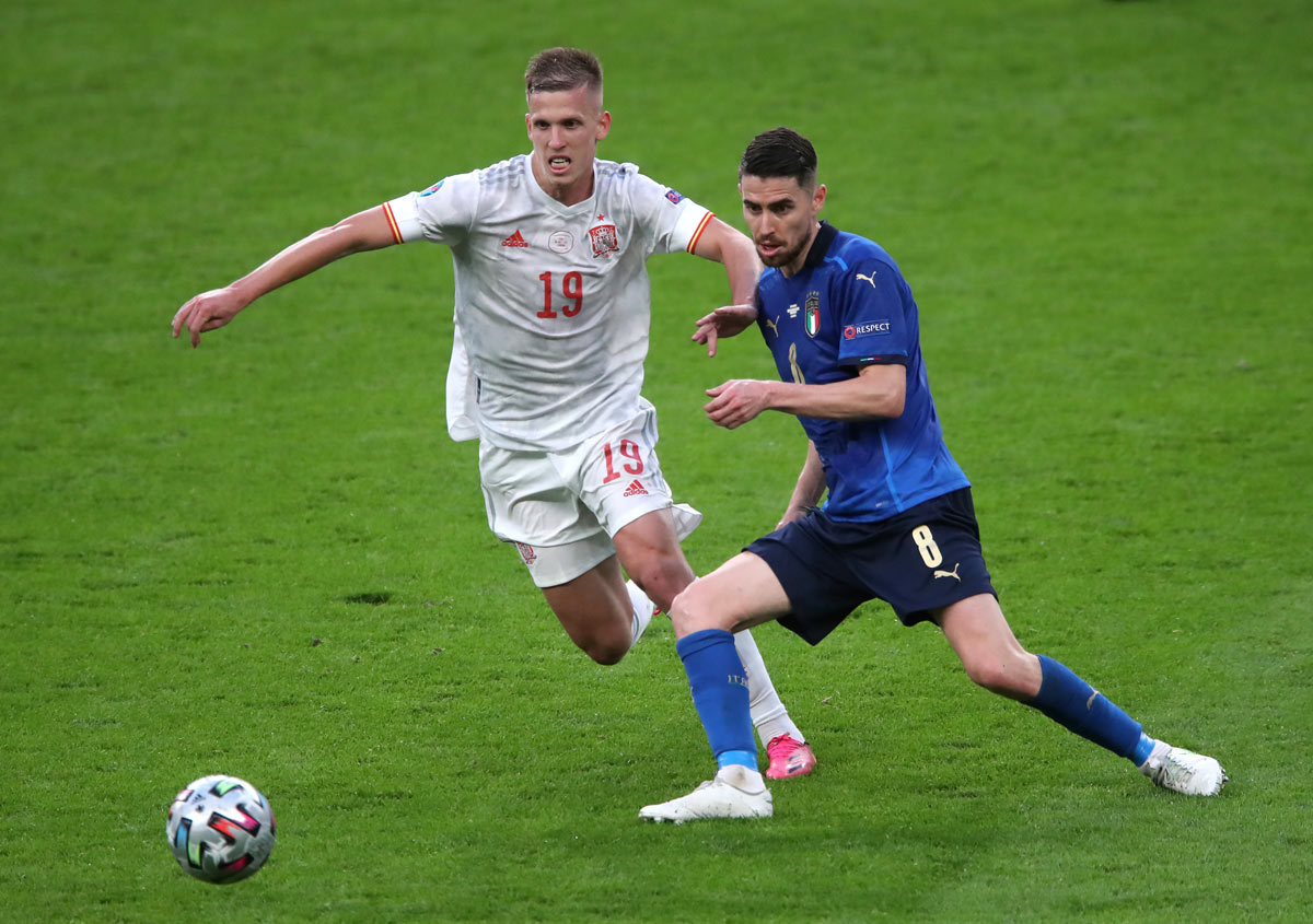 MU quan tâm Griezmann, Arsenal mua Dani Olmo