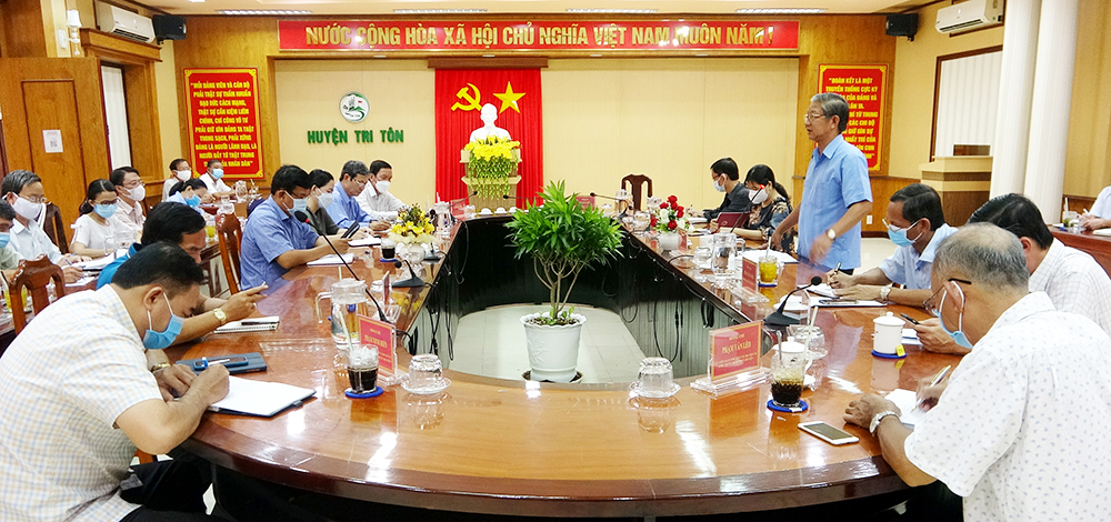 Tri Tôn sơ kết thực hiện Chỉ thị 15/CT-TTg của Thủ tướng Chính phủ
