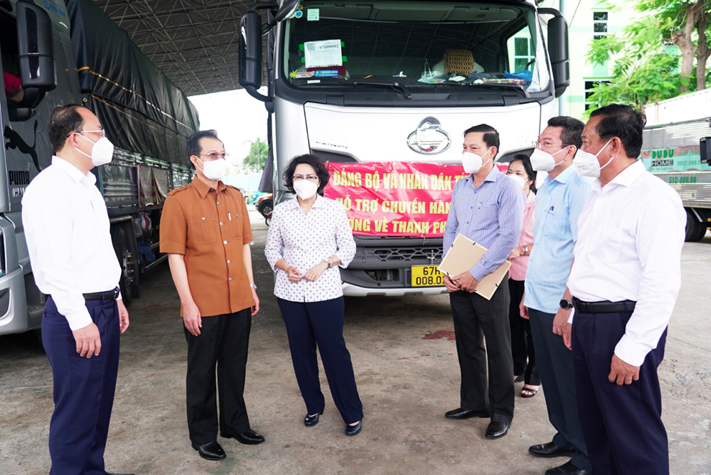 An Giang hỗ trợ người dân TP. Hồ Chí Minh gặp khó khăn, do ảnh hưởng dịch bệnh COVID-19 gần 1 tỷ đồng