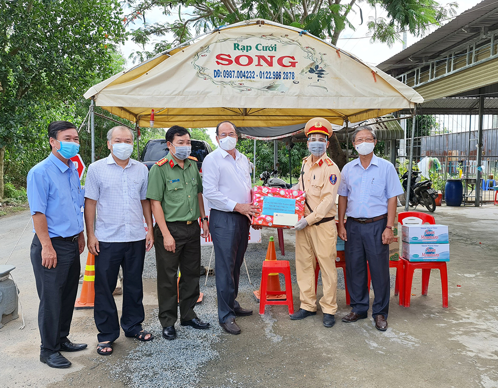 Tri Tôn quyết tâm giữ “màu xanh” trên bản đồ COVID-19
