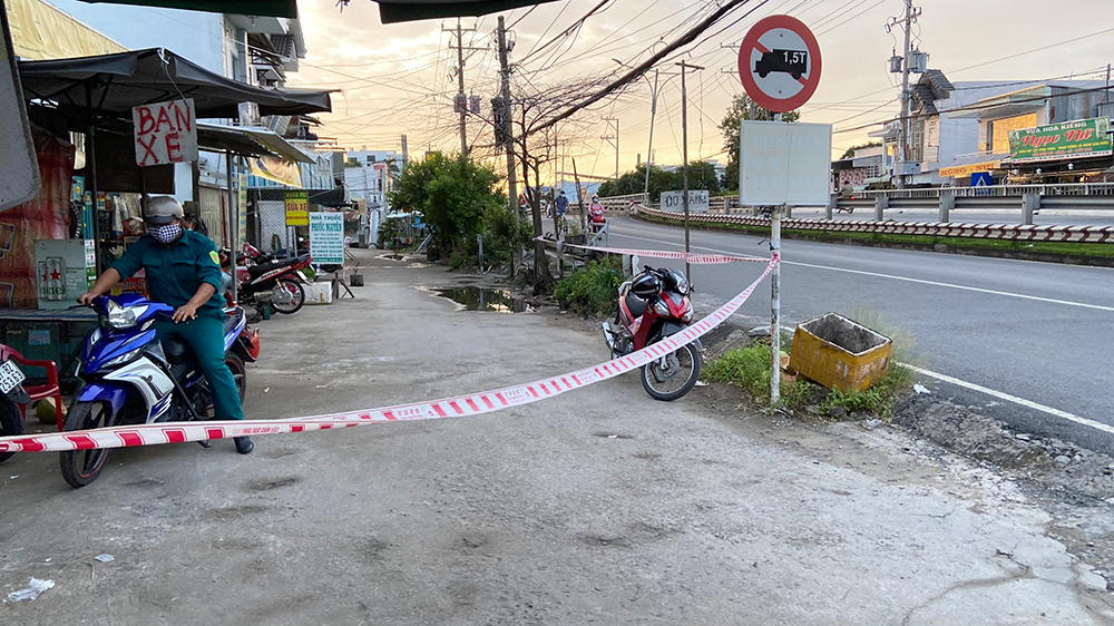 614 người dân khu vực phong tỏa phường Mỹ Thới có kết quả âm tính lần 1
