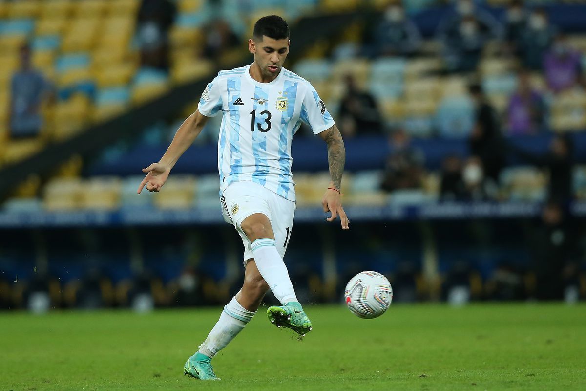 MU đấu Man City, Chelsea mua Berardi