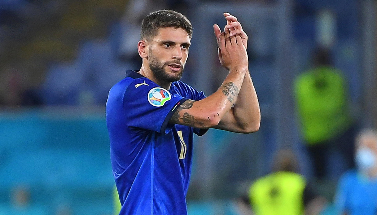 MU đấu Man City, Chelsea mua Berardi