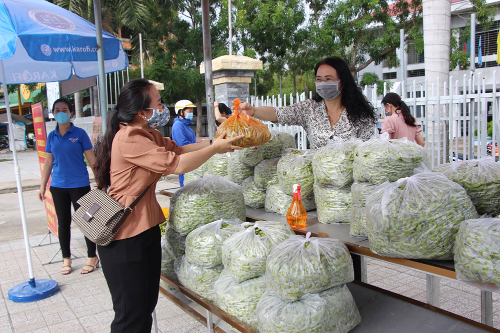 Hội Liên hiệp Phụ nữ TP. Long Xuyên thực hiện nhiều hoạt động hỗ trợ phòng, chống dịch COVID-19