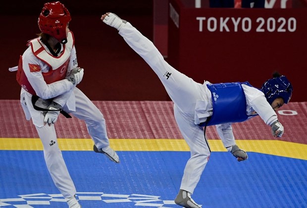 Vận động viên Trương Thị Kim Tuyền dễ dàng vào tứ kết Taekwondo ở Olympic Tokyo 2020