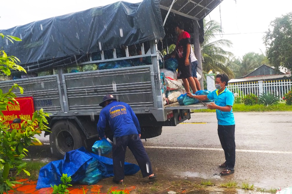 Hội Nông dân An Giang hỗ trợ người dân TP. Hồ Chí Minh 10 tấn rau, củ, quả