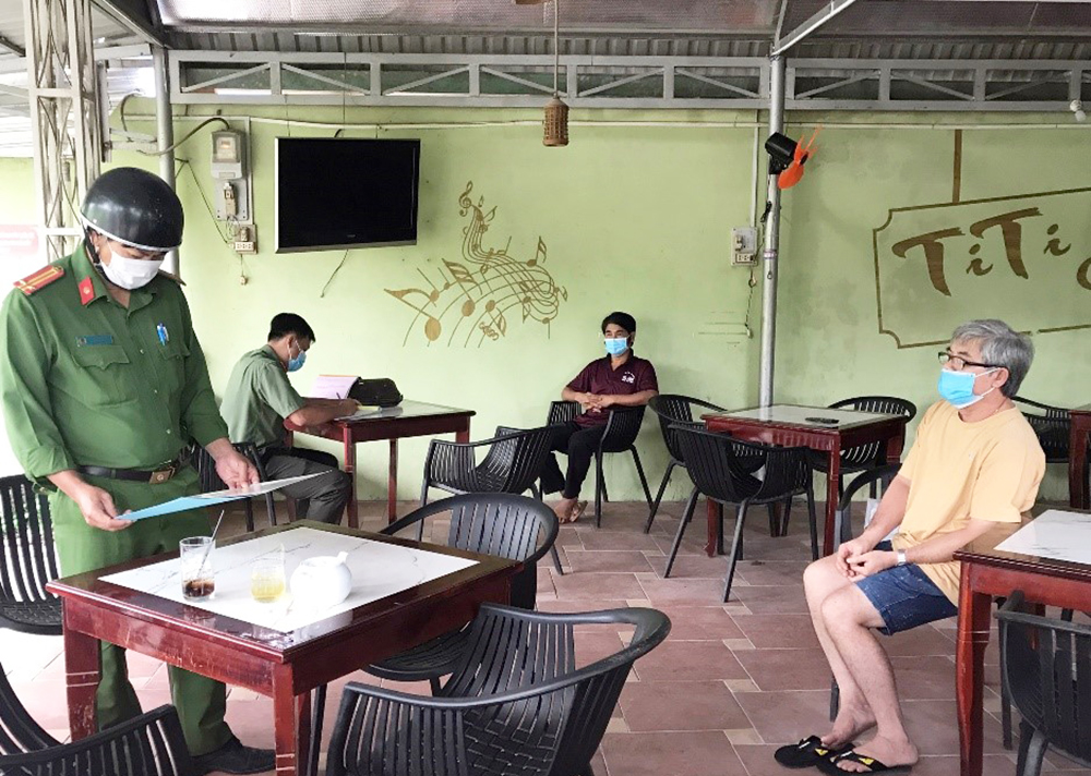 Truy tìm đối tượng bỏ trốn cách ly ở Tri Tôn