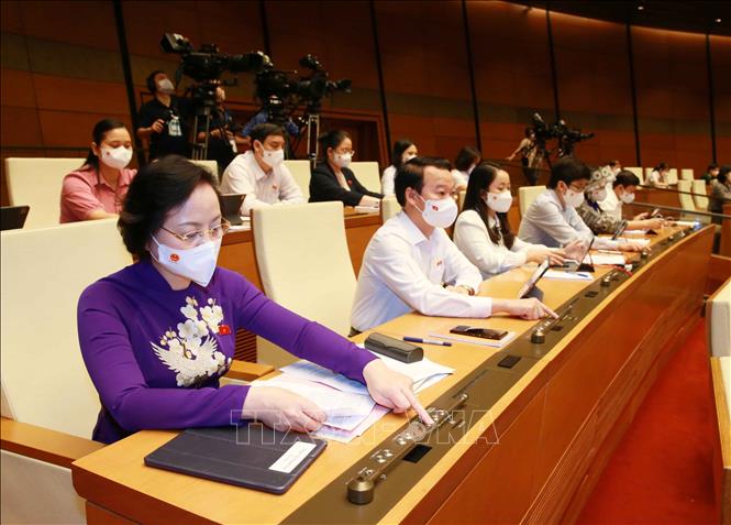 Thông qua Nghị quyết về kế hoạch đầu tư công trung hạn giai đoạn 2021-2025