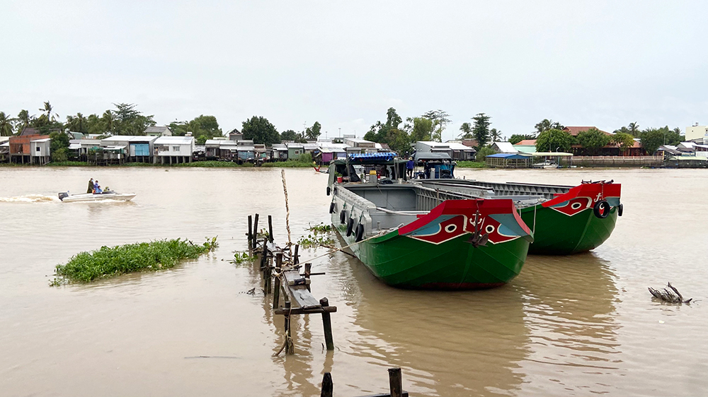 An Giang đưa đi cách ly tập trung 8 cá nhân di chuyển vào địa bàn tỉnh bằng đường thủy