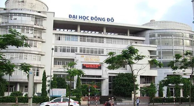 Truy tố 10 bị can trong vụ cấp bằng giả tại Trường Đại học Đông Đô