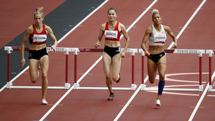 Olympic Tokyo ngày 31-7: Quách Thị Lan giành vé dự bán kết 400m rào nữ