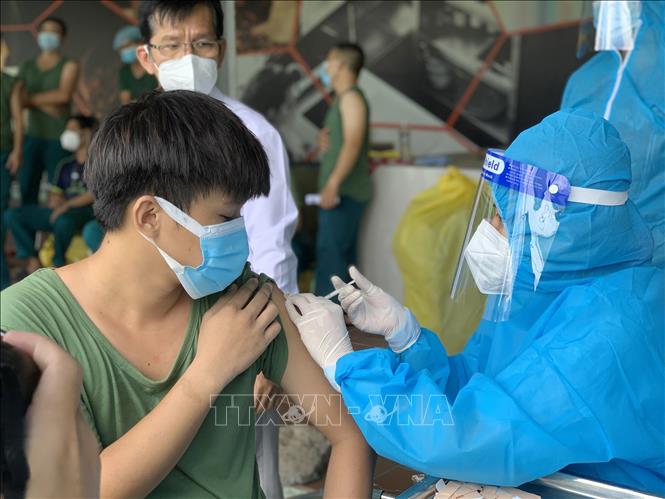 Thực hiện nghiêm giãn cách xã hội là liều 'vaccine' kịp thời nhất