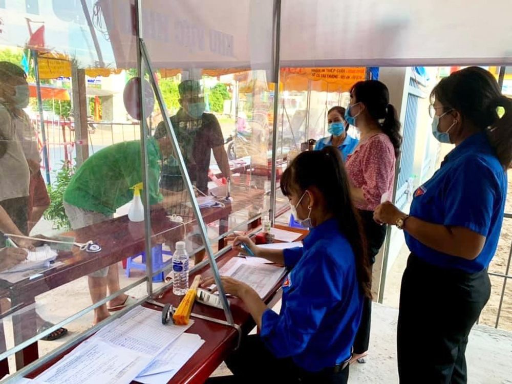 Chợ Mới thông báo khẩn tìm người liên quan đến các địa điểm có 2 ca dương tính với COVID-19 ở xã Hòa Bình