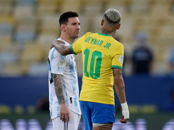 Hoàng thân Qatar báo tin vui, Messi sẽ tái ngộ Neymar ở PSG