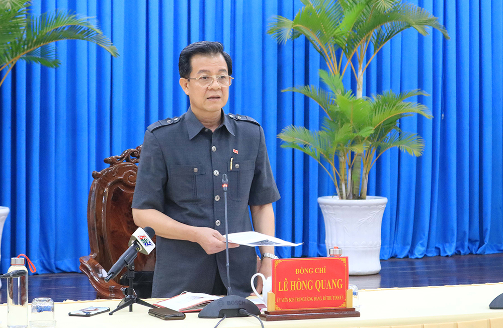 Làm rõ phản ánh “Nhiều cán bộ phản ứng TP. Long Xuyên kiểm soát “vượt quyền”” của báo Tuổi Trẻ