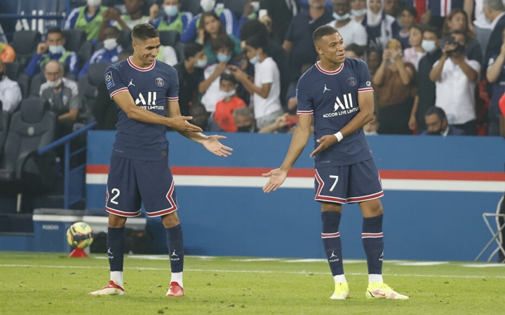 Messi, Neymar ngồi ngoài, PSG trút mưa bàn thắng ở Ligue 1