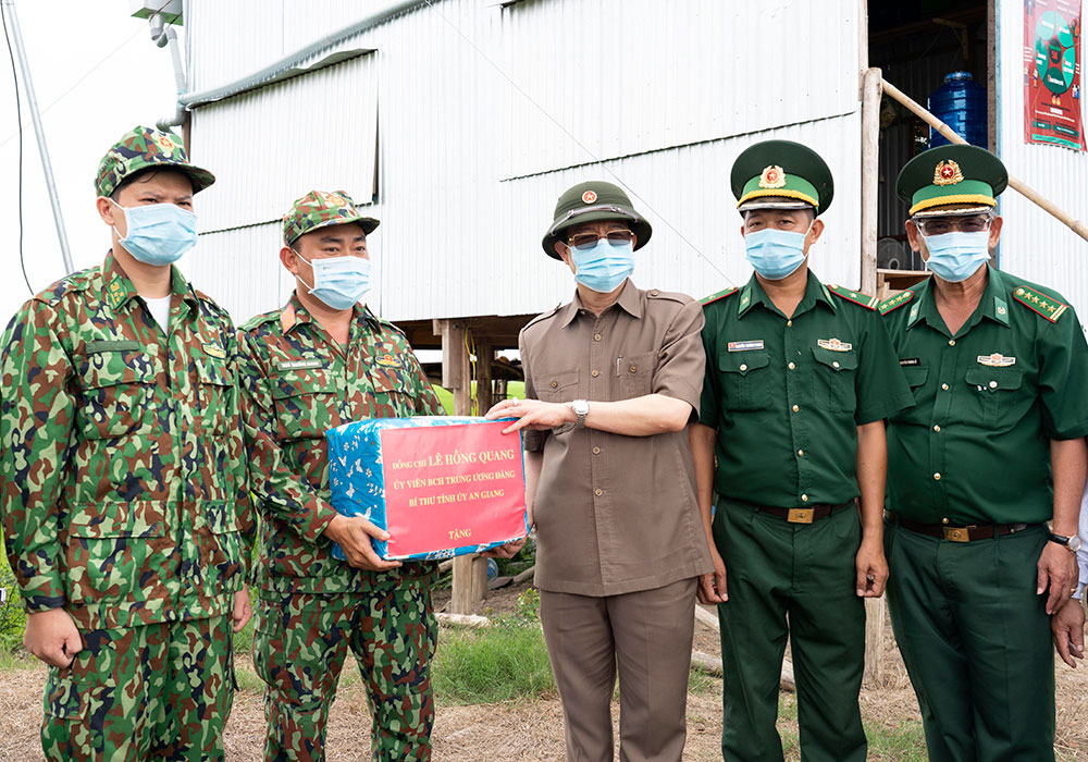 An Giang học tập và làm theo tấm gương Chủ tịch Tôn Đức Thắng