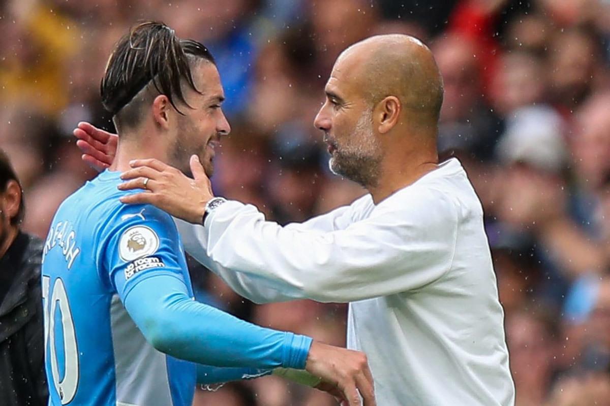 Man City: Lỡ Harry Kane, mơ viết sử với Ronaldo