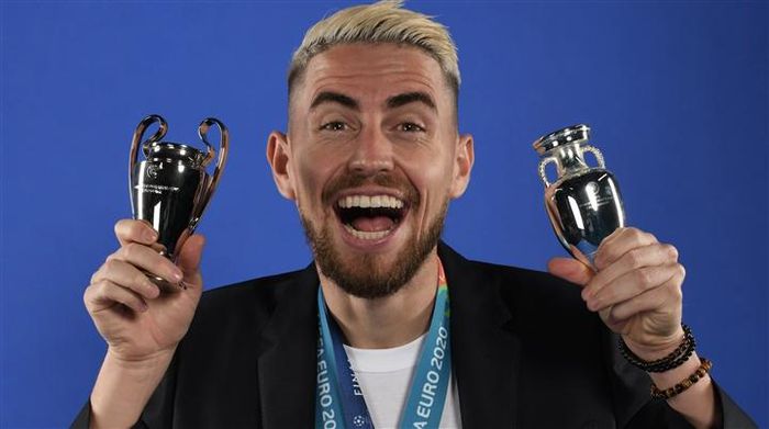 Jorginho đoạt giải cầu thủ hay nhất của UEFA