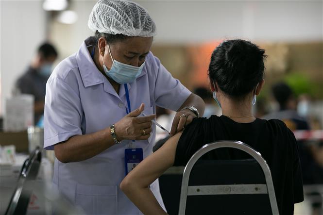 COVID-19 tới 6h sáng 1-9: Mỹ vượt 40 triệu ca bệnh, lại dẫn đầu thế giới cả ca mắc và tử vong mới