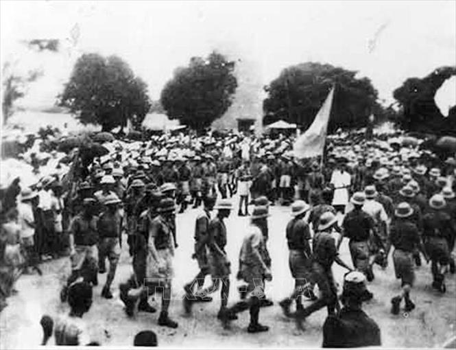 Chủ tịch Hồ Chí Minh - tên Người còn mãi với non sông
