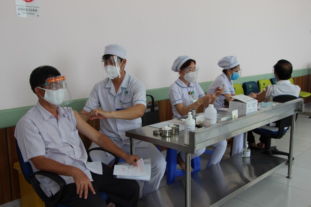 An Giang triển khai chiến dịch “95% dân số từ 18 tuổi trở lên được tiêm vaccine phòng COVID-19”