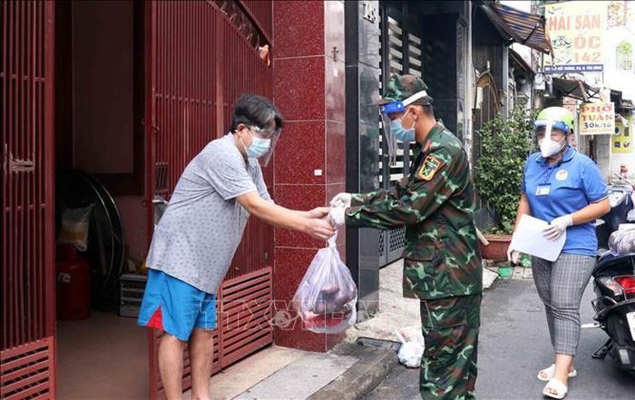 Kết quả khả quan sau 15 ngày tăng cường giãn cách tại TP Hồ Chí Minh