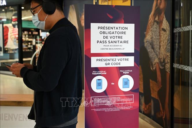 Nước Pháp ứng phó với các làn sóng dịch