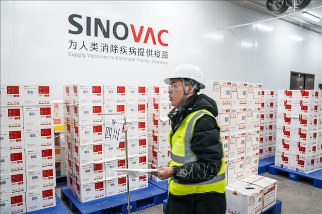 COVID-19 tới 6h sáng 7-9: Thế giới thêm 6.160 ca tử vong; Số ca mắc mới ở Anh cao nhất