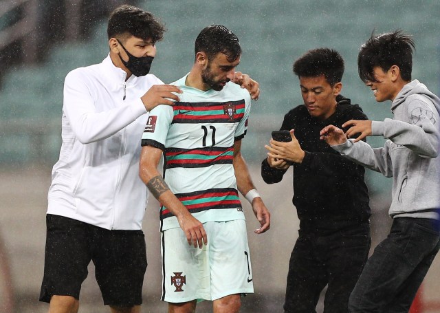Không Ronaldo, Fernandes rực sáng giúp Bồ Đào Nha bất bại ở VL World Cup