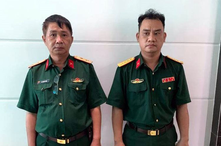 Bắt hai đối tượng giả mạo cán bộ sĩ quan cao cấp Quân đội